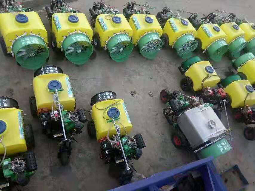 迅升植保機械水箱園林機械水箱廠家出貨