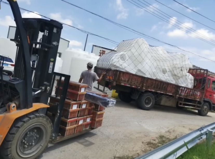 塑料水箱容器哪家好？