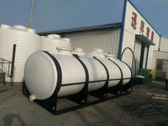 迅升LT臥式儲(chǔ)罐塑料儲(chǔ)罐廠家展示